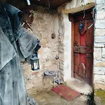 Le Relais Magique Des Sorciers Et Ses Enigmes Апартаменты *