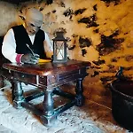 Le Relais Magique Des Sorciers Et Ses Enigmes Апартаменты