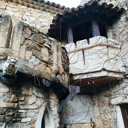 Le Relais Magique Des Sorciers Et Ses Enigmes Servas (Gard)