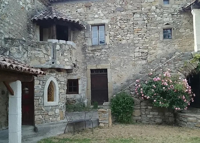 Le Relais Magique Des Sorciers Et Ses Enigmes Apartmán Servas (Gard)